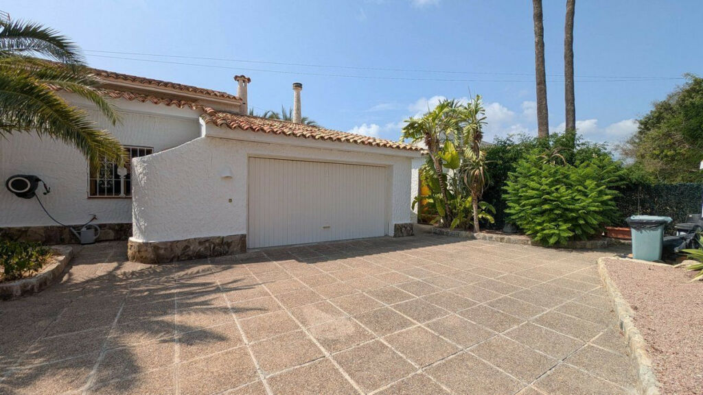 Detached Villa Calpe Alicante - image 38