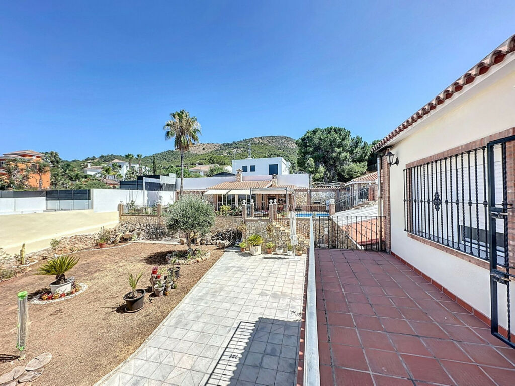 Detached Villa Alhaurín de la Torre Málaga - image 39
