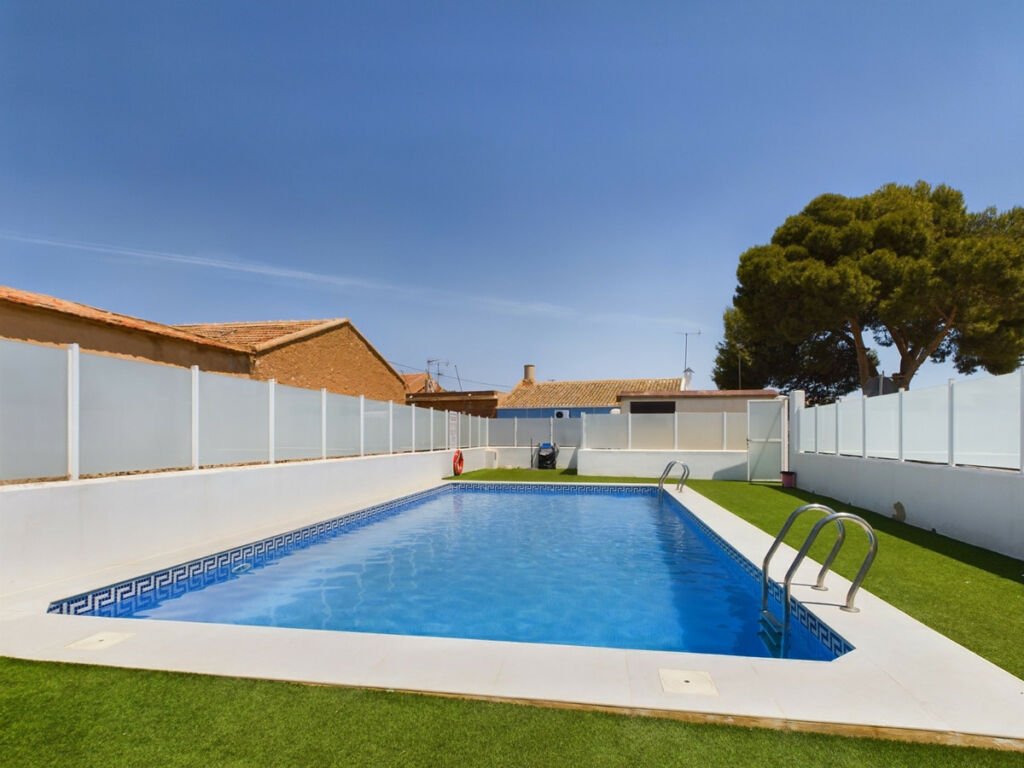 Townhouse Torre-Pacheco Murcia - image 4
