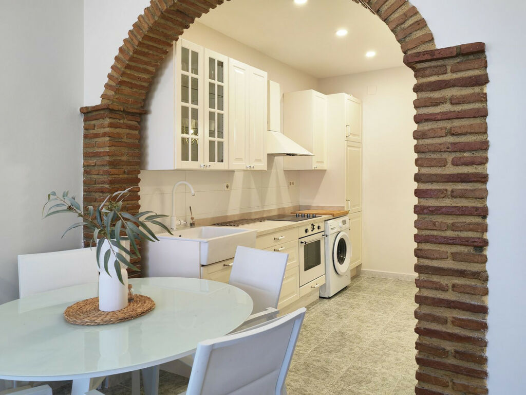Ground Floor Apartment Calahonda Málaga - image 4
