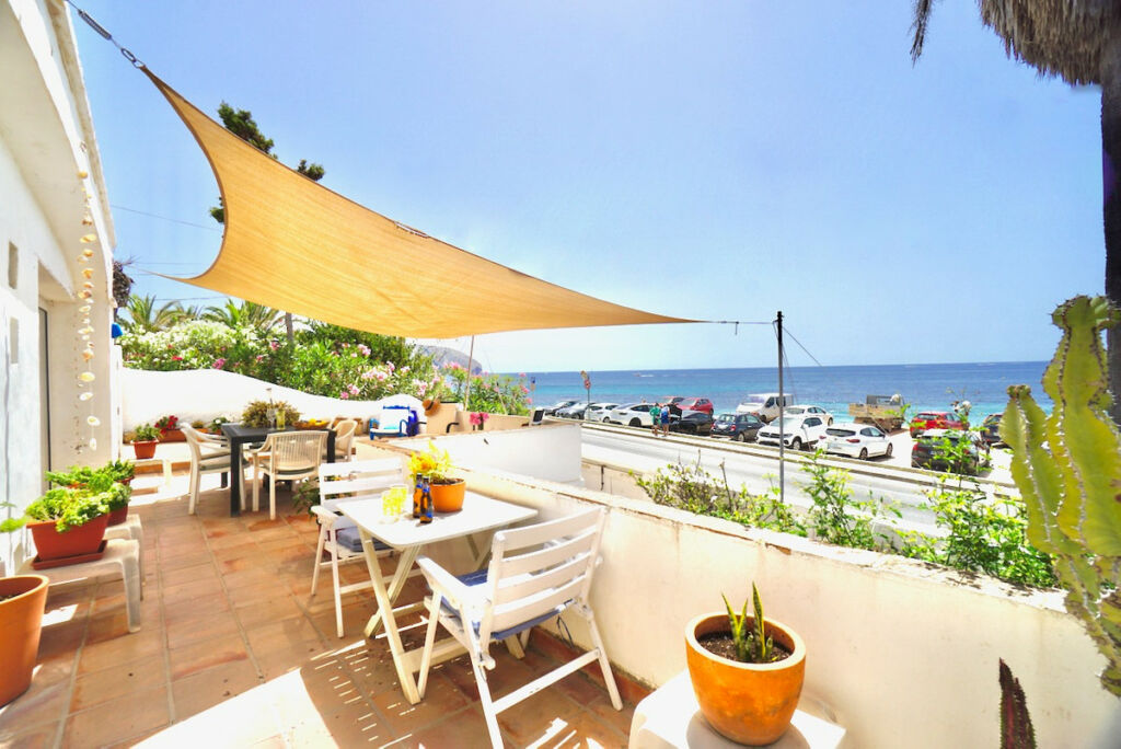 Middle Floor Apartment Moraira Alicante - image 2