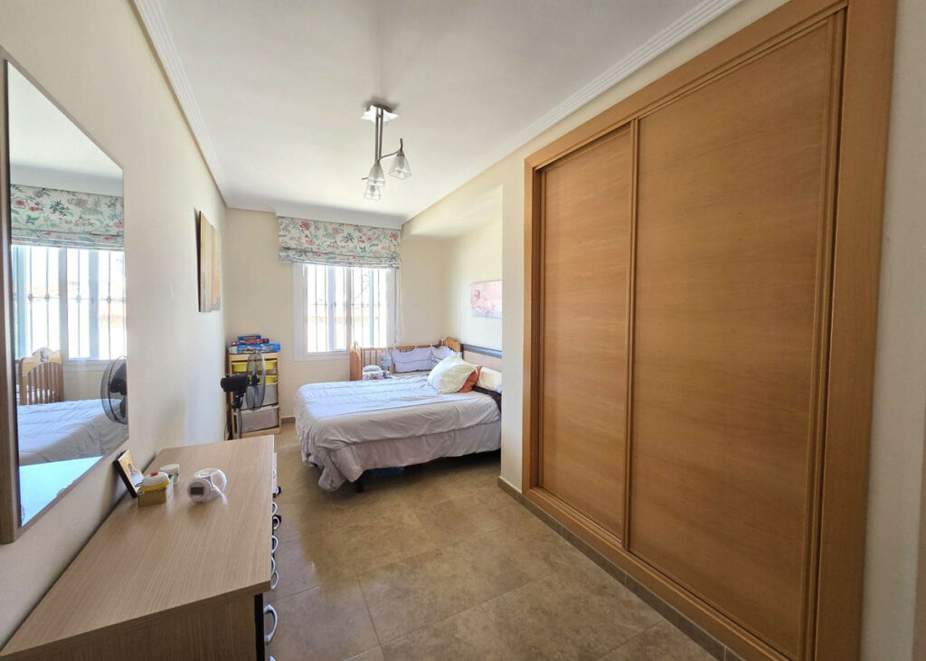 Townhouse La Cala de Mijas Málaga - image 4