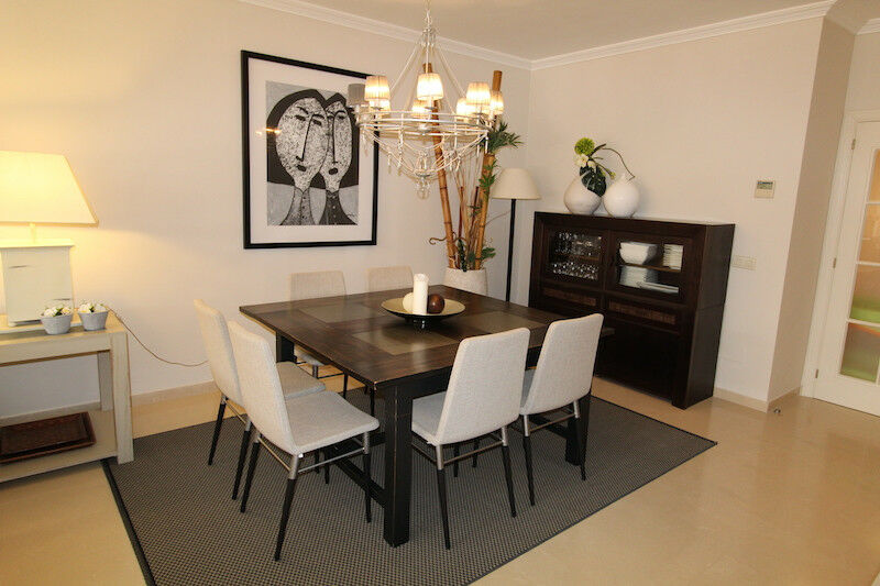 Middle Floor Apartment Puerto Banús Málaga - image 4