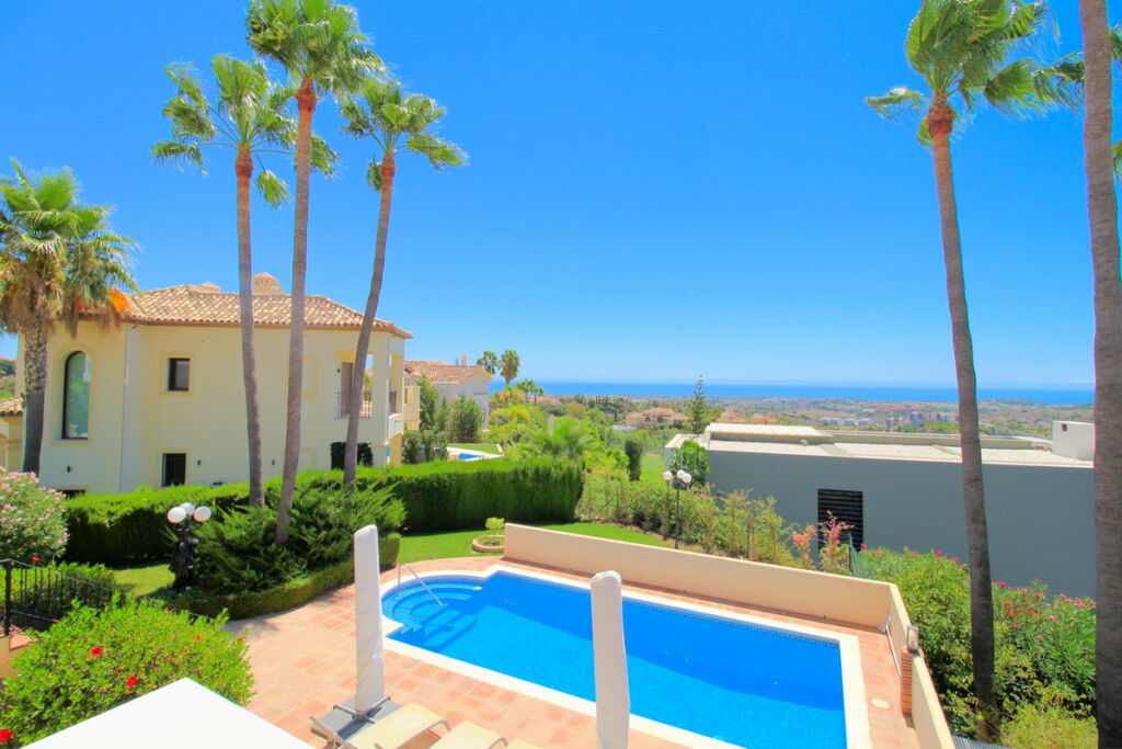 Detached Villa Los Arqueros Málaga - image 40