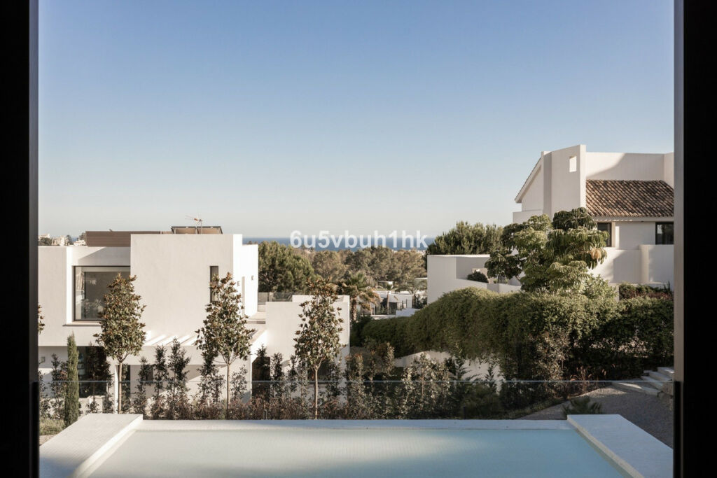 Detached Villa Benahavís Málaga - image 40