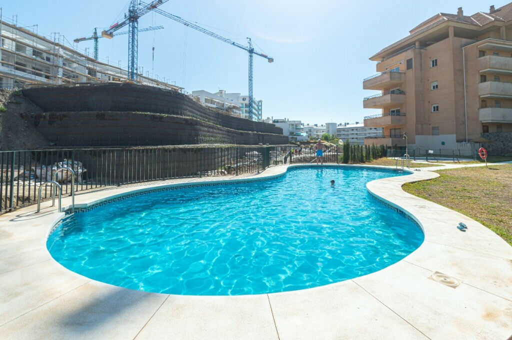 Middle Floor Apartment Carvajal Málaga - image 38