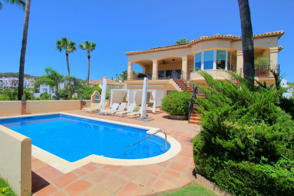 Detached Villa Los Arqueros Málaga - image 41