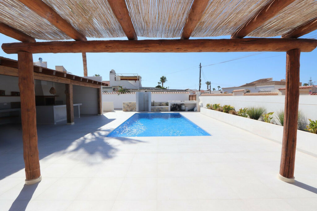 Detached Villa Torrevieja Alicante - image 42