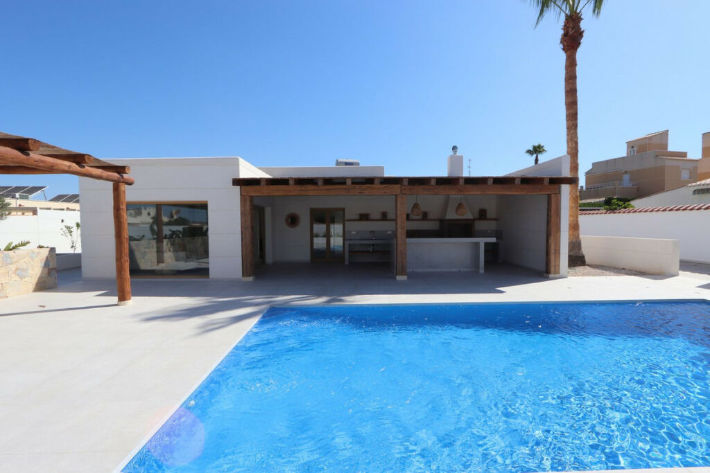 Detached Villa Torrevieja Alicante - image 43