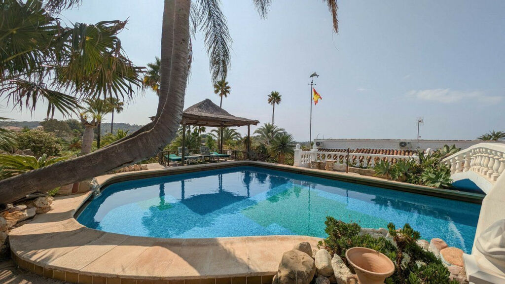 Detached Villa Calpe Alicante - image 42