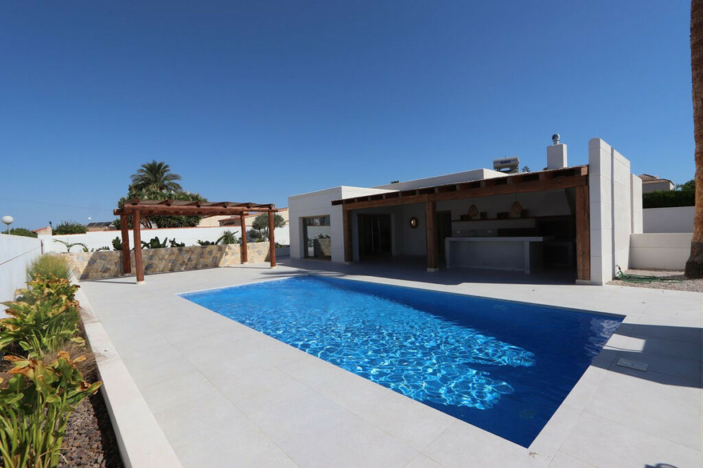 Detached Villa Torrevieja Alicante - image 44