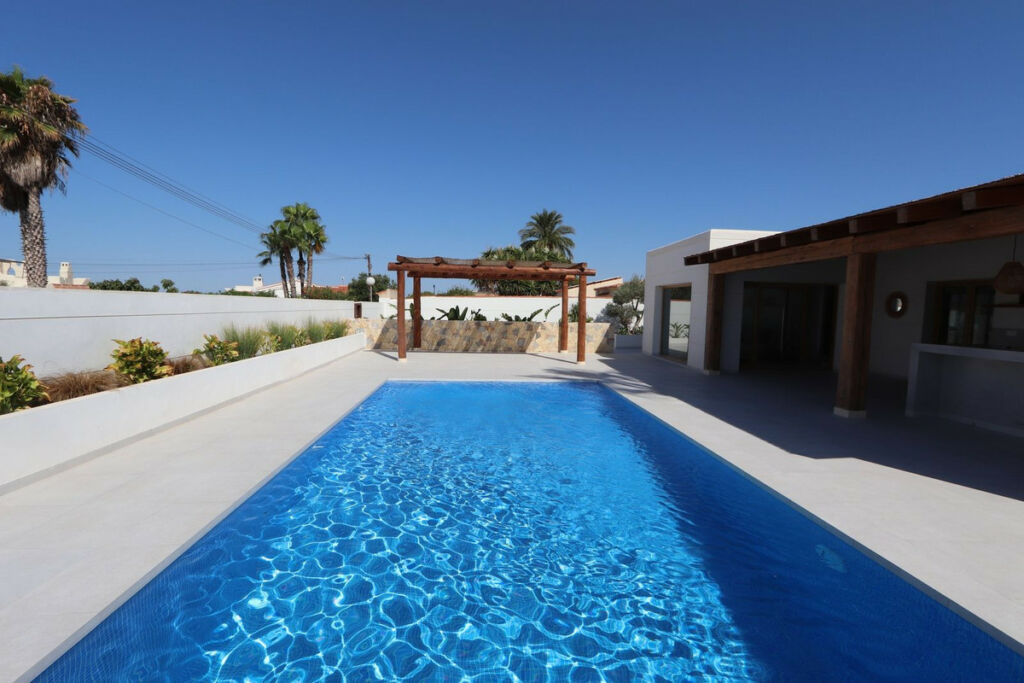 Detached Villa Torrevieja Alicante - image 45