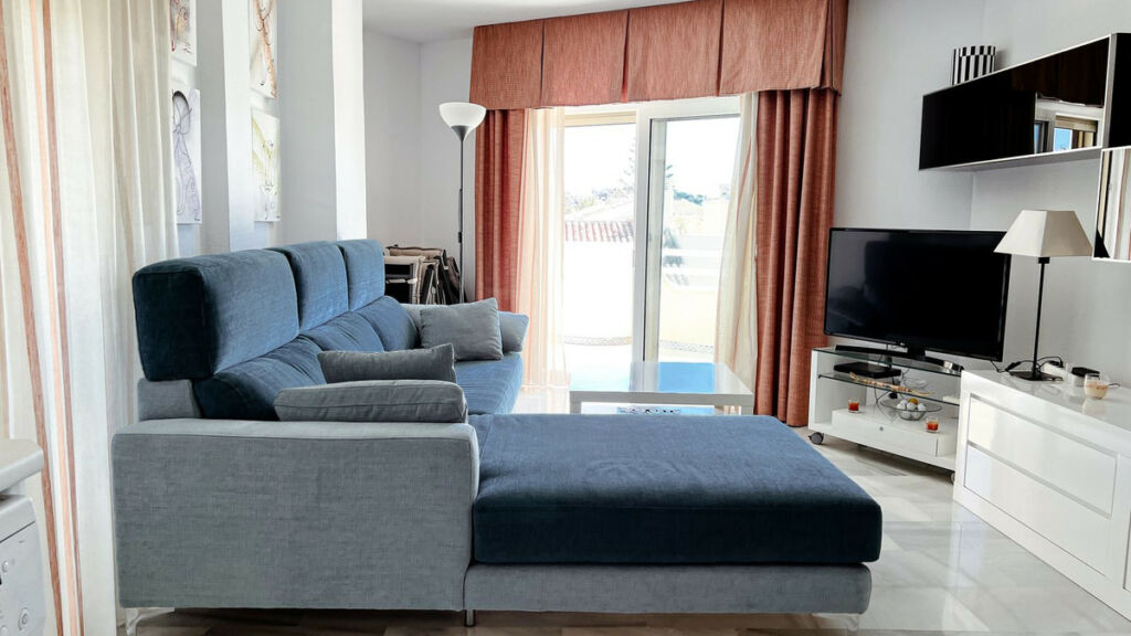 Top Floor Apartment La Cala de Mijas Málaga - image 5