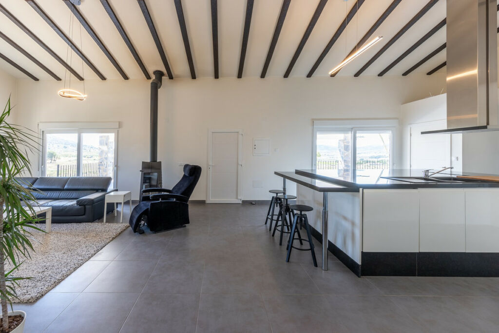 Detached Villa La Romana Alicante - image 5