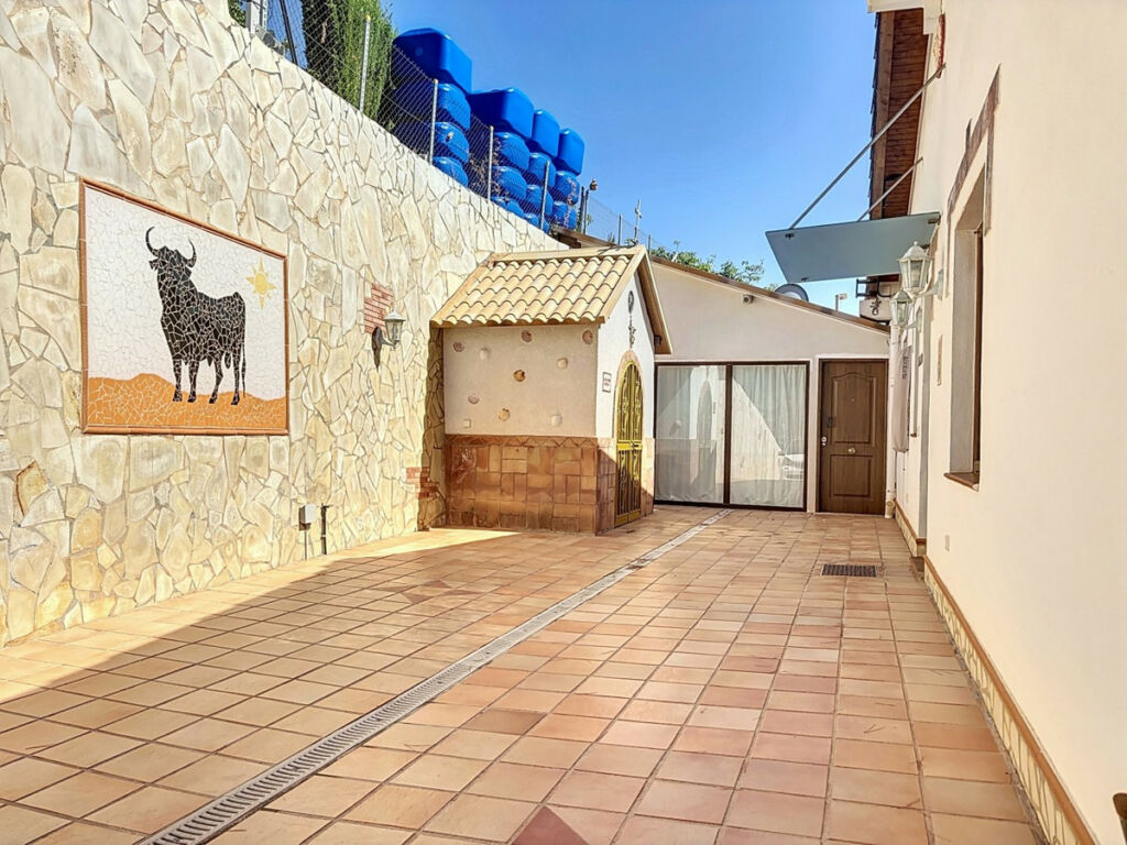 Detached Villa Frigiliana Málaga - image 4