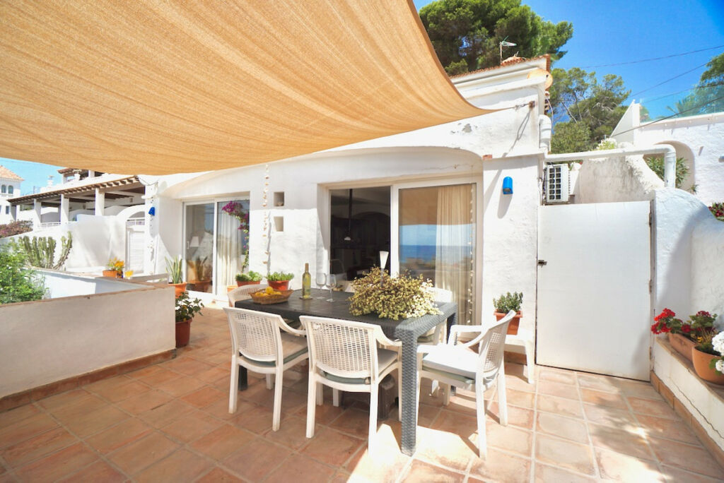 Middle Floor Apartment Moraira Alicante - image 5
