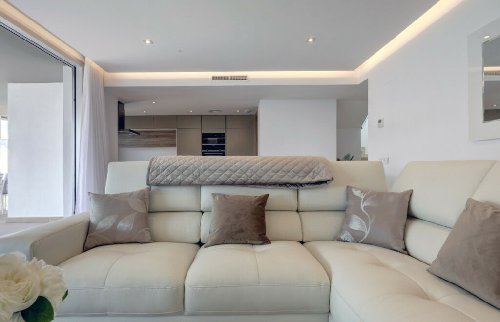 Penthouse Nueva Andalucía Málaga - image 9