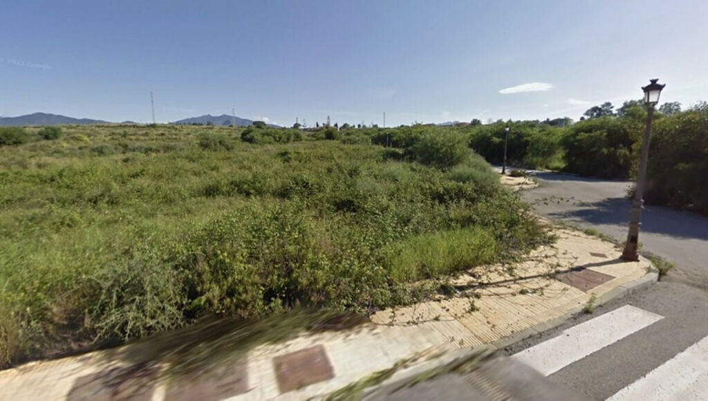 Residential Plot Estepona Málaga - image 5