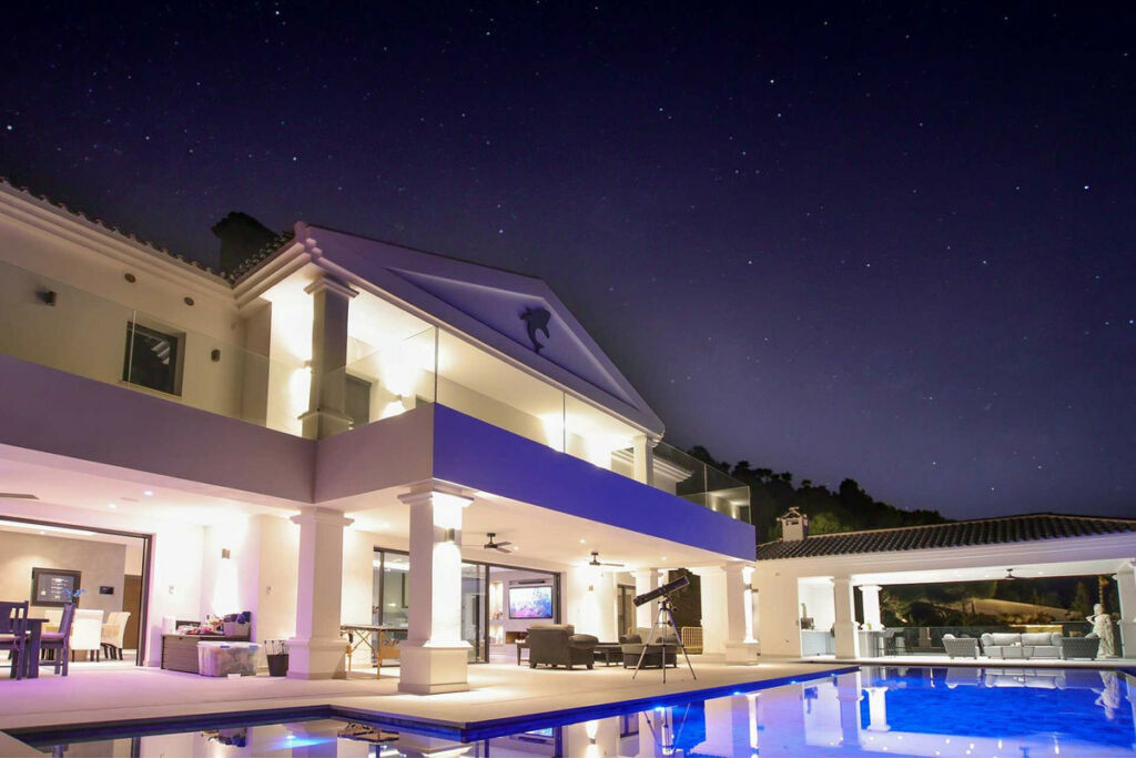 Detached Villa Marbella Málaga - image 41