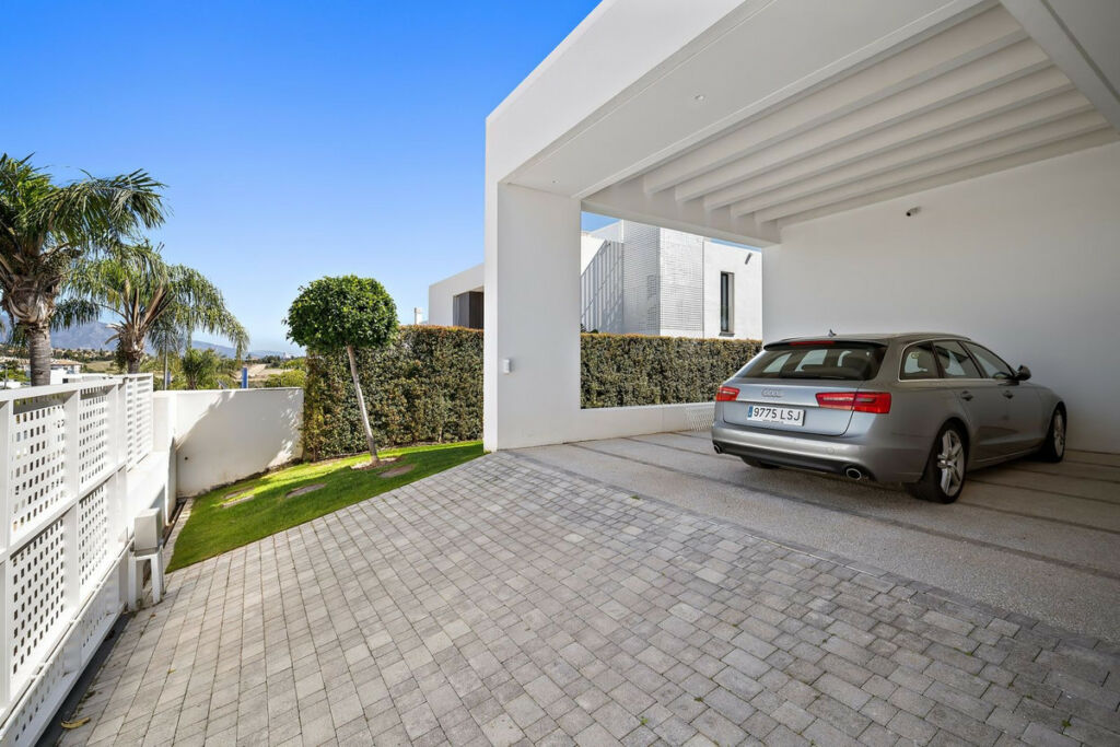 Detached Villa Cancelada Málaga - image 53