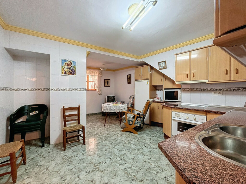Semi-Detached House Árchez Málaga - image 6