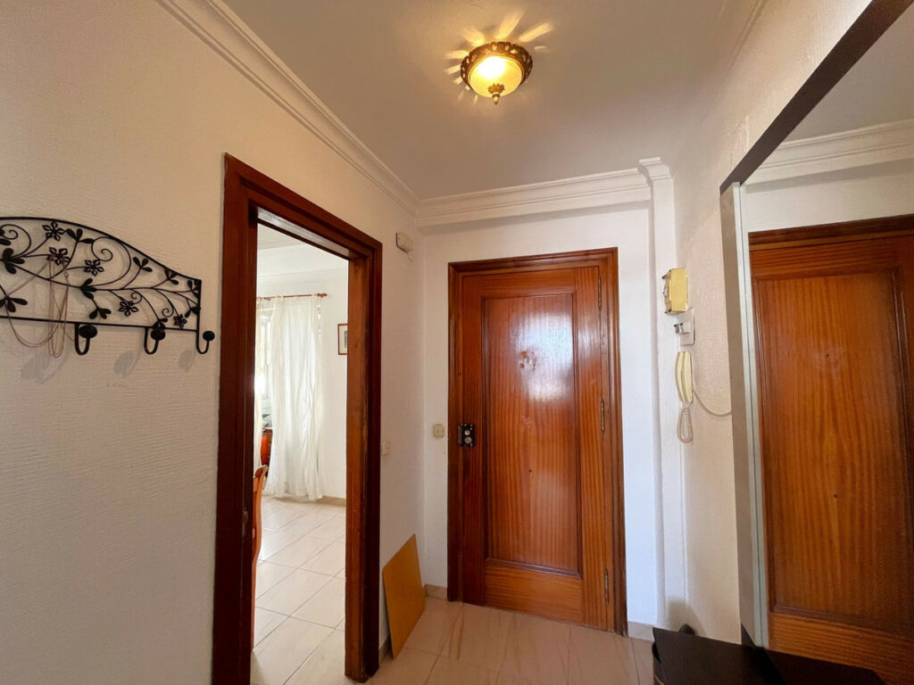 Middle Floor Apartment Estepona Málaga - image 6