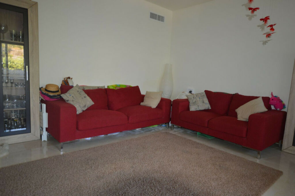 Middle Floor Apartment Estepona Málaga - image 6