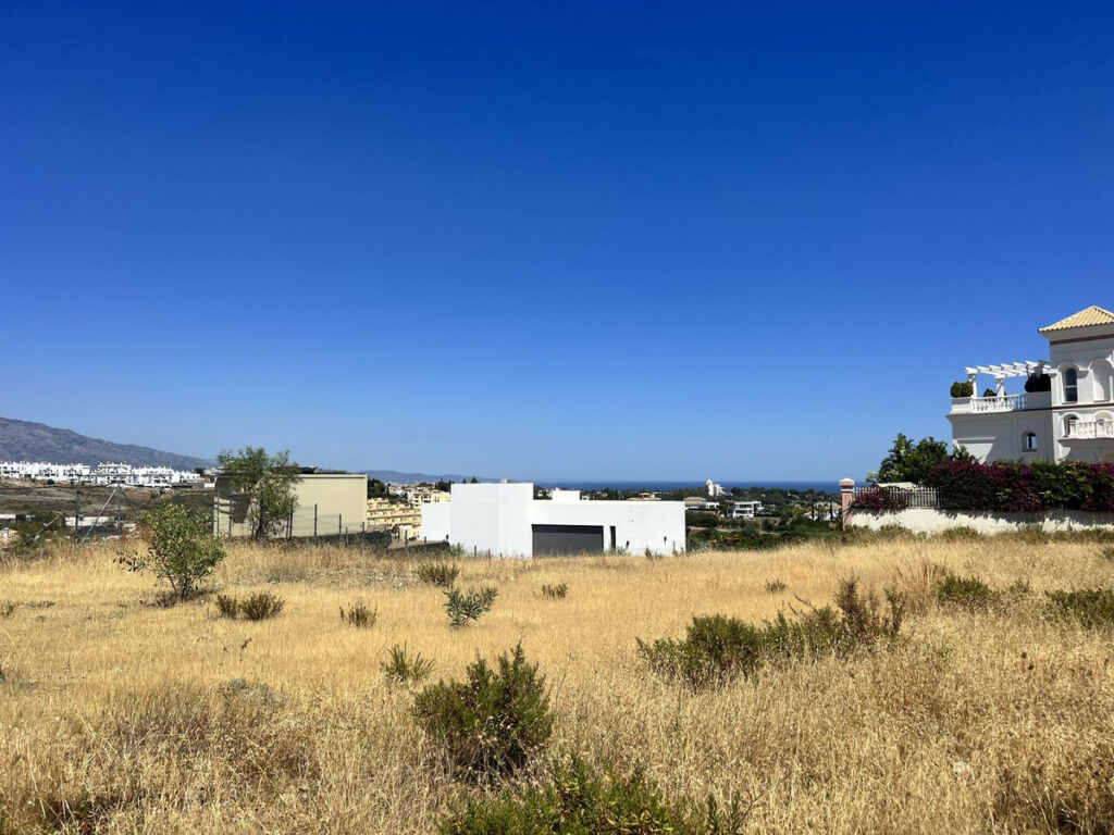 Residential Plot Benahavís Málaga - image 5