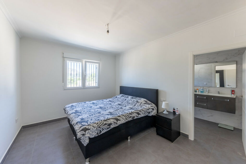 Detached Villa La Romana Alicante - image 6