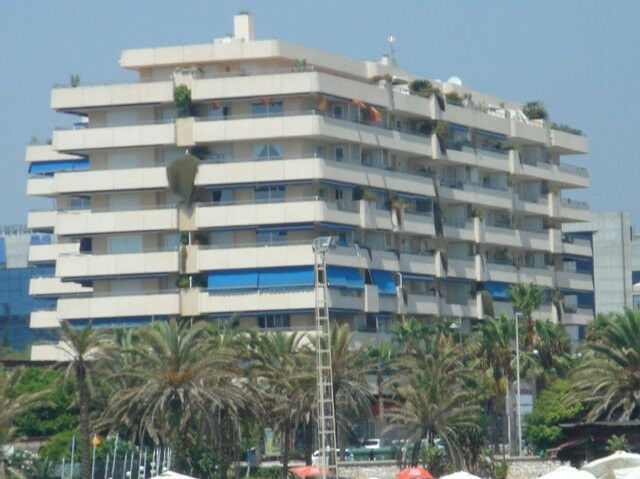 Middle Floor Apartment Puerto Banús Málaga - image 6