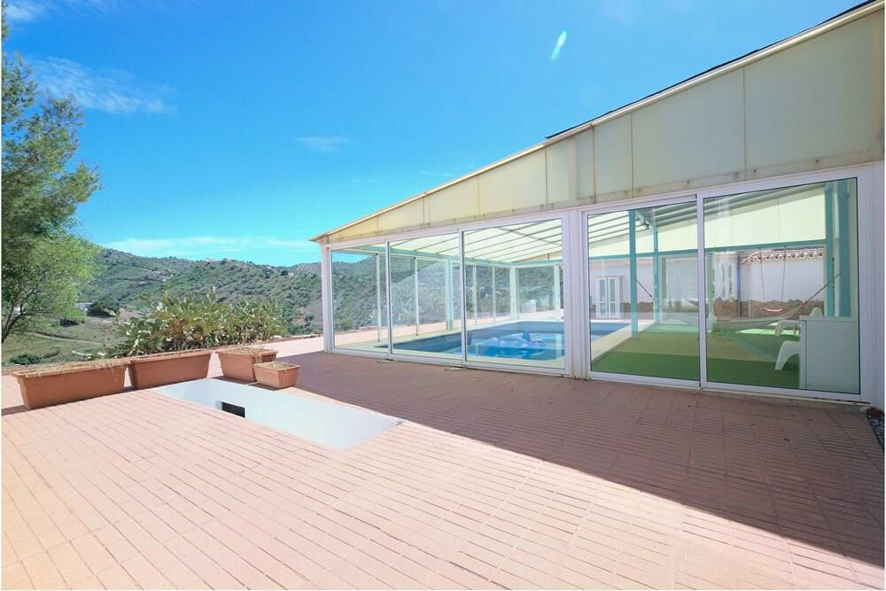 Detached Villa Valverde Alicante - image 6