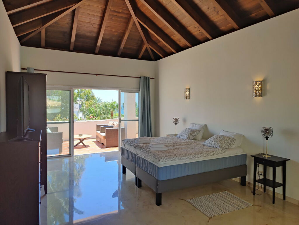 Penthouse Puerto Banús Málaga - image 6