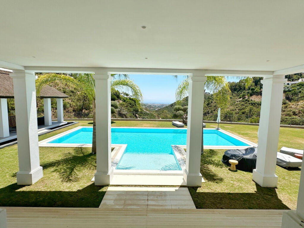 Detached Villa El Madroñal Málaga - image 62