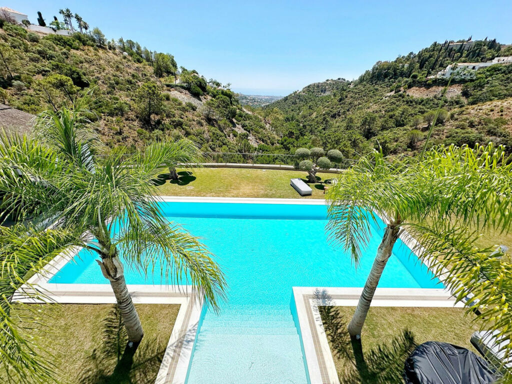 Detached Villa El Madroñal Málaga - image 67