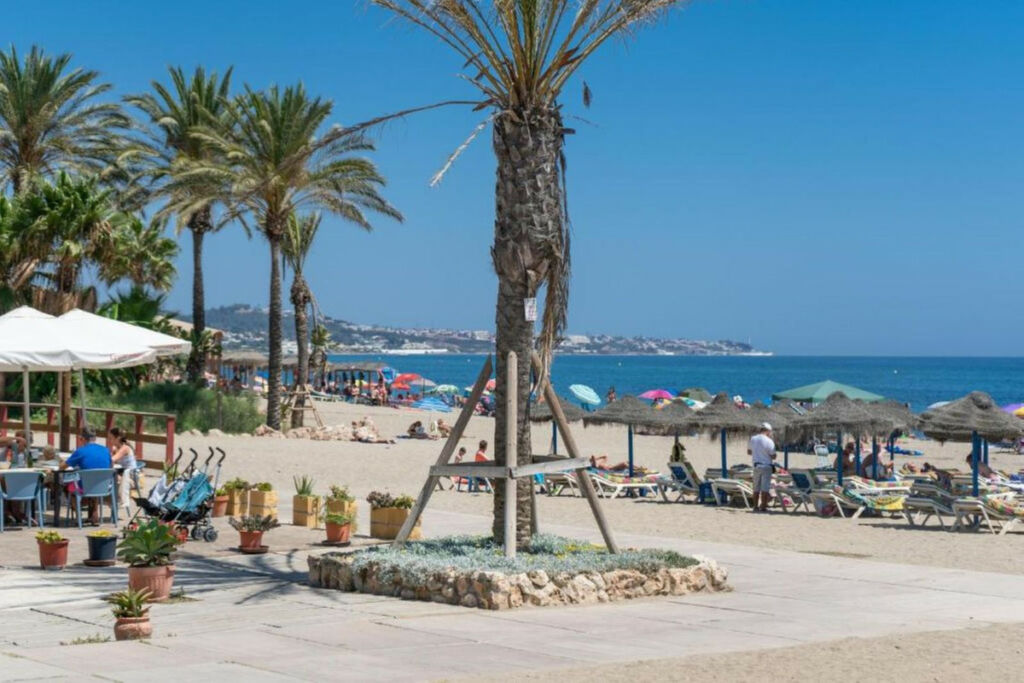 Townhouse La Cala de Mijas Málaga - image 7