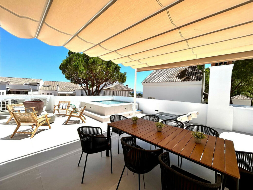 Penthouse Duplex Nueva Andalucía Málaga - image 8