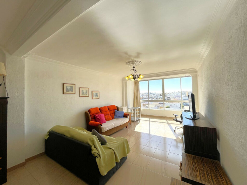 Middle Floor Apartment Estepona Málaga - image 7