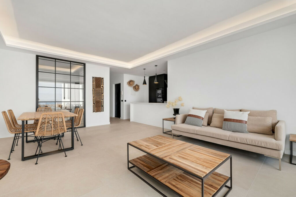 Middle Floor Apartment Puerto Banús Málaga - image 7