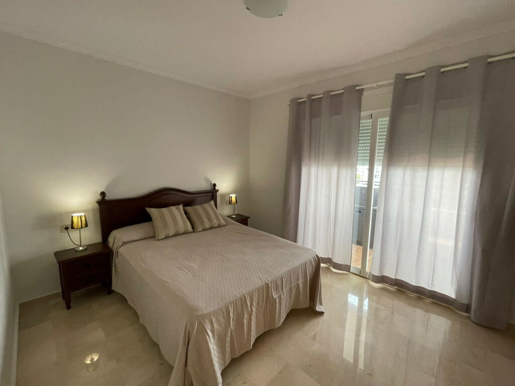 Penthouse Puerto Banús Málaga - image 7