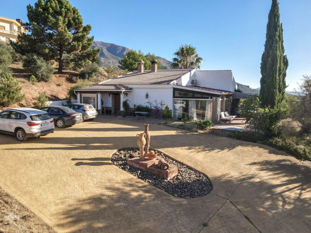Detached Villa Alozaina Málaga - image 73
