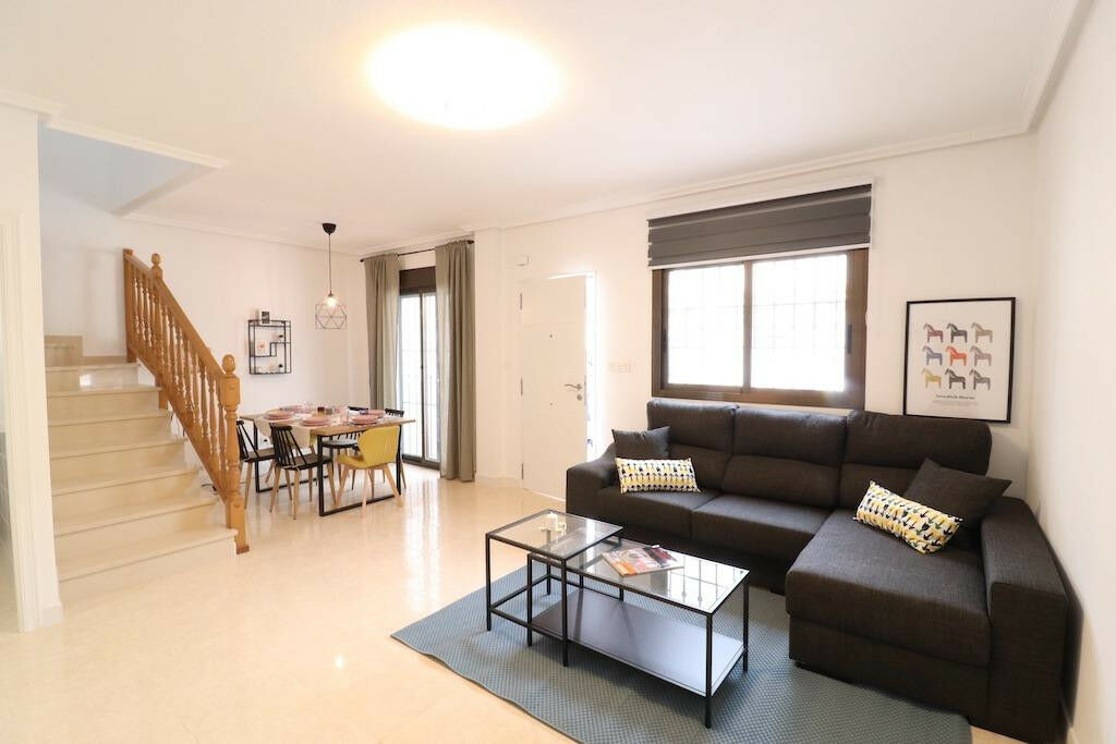 Townhouse San Miguel de Salinas Alicante - image 8