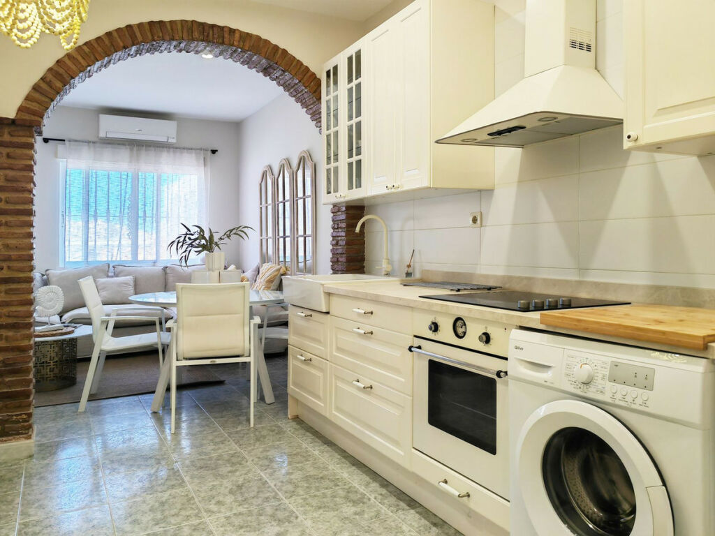 Ground Floor Apartment Calahonda Málaga - image 8