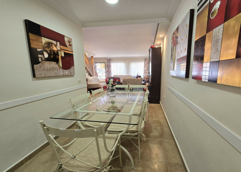 Townhouse La Cala de Mijas Málaga - image 8