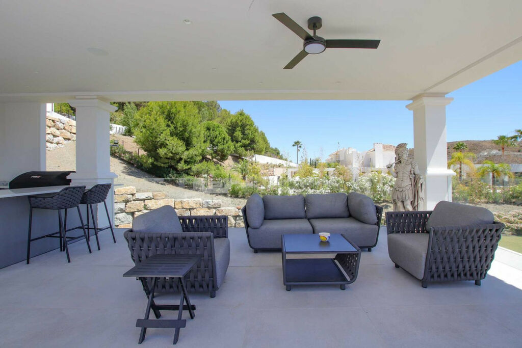 Detached Villa Marbella Málaga - image 9