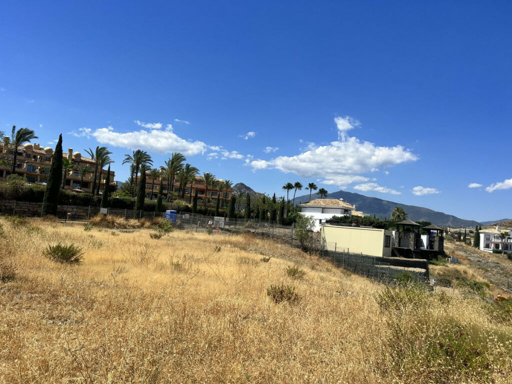 Residential Plot Benahavís Málaga - image 8