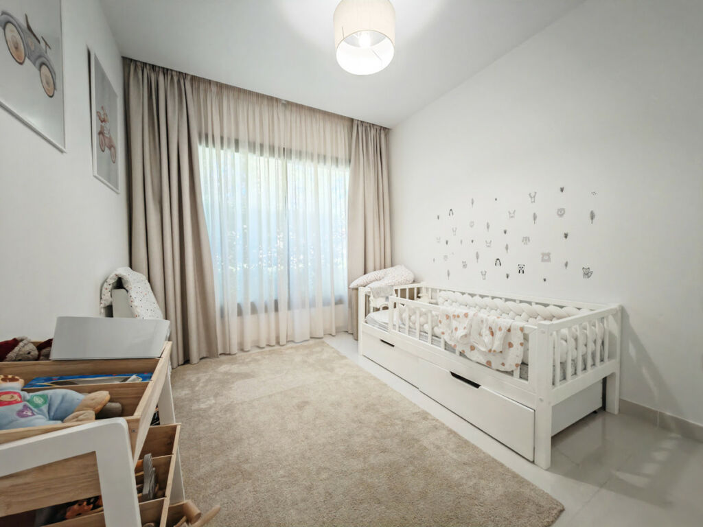 Middle Floor Apartment Estepona Málaga - image 11