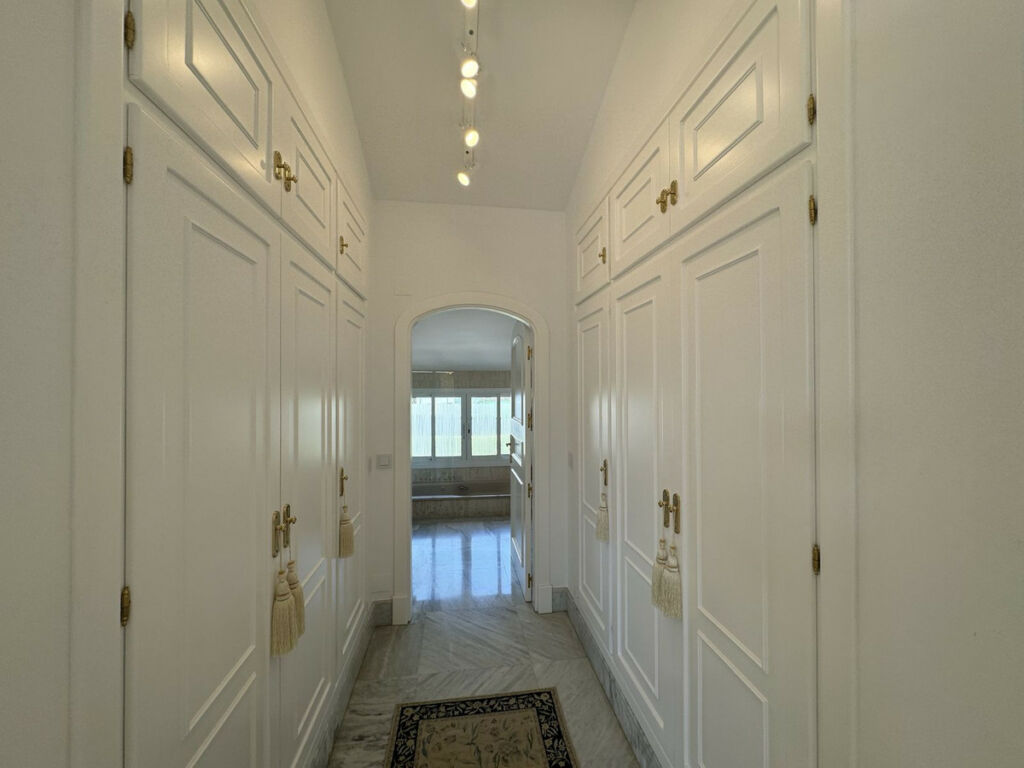 Townhouse Bahía de Marbella Málaga - image 9