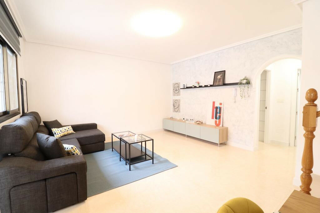Townhouse San Miguel de Salinas Alicante - image 9