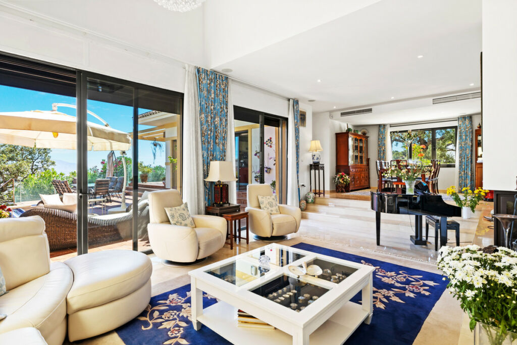 Detached Villa Marbella Málaga - image 9