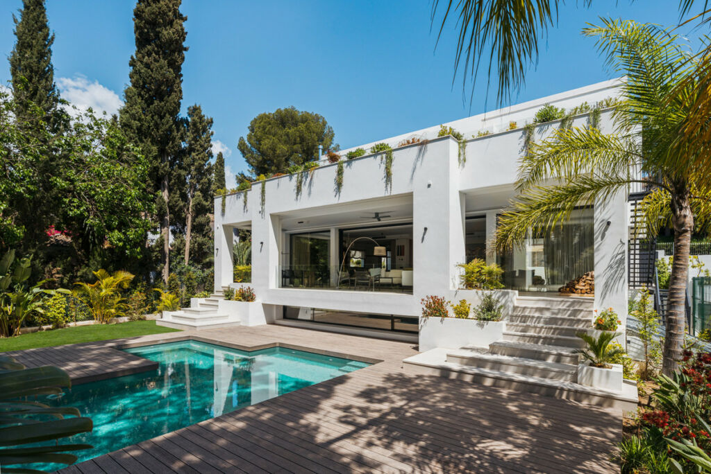 Detached Villa The Golden Mile Málaga